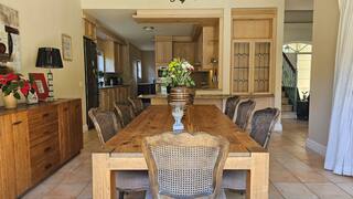 To Let 4 Bedroom Property for Rent in Hout Bay Western Cape